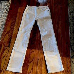 NYDJ  Marilyn straight cut, size 2